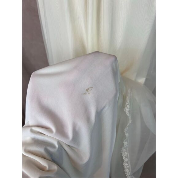 Vintage Plus Size Nylon Chiffon Nightgown 1960s Mod Lingerie - Picture 6 of 9